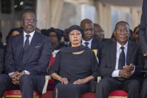 Tidjane Thiam rend hommage à Henri Konan Bédié, saluant l'homme d'État, le père de famille et son expertise économique.