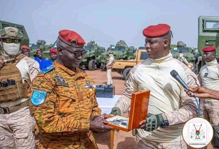 Le Capitaine Ibrahim Traoré incite à la combativité pour la paix