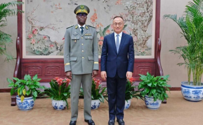 La Chine et le Niger réaffirment leur amitié et explorent de nouvelles voies de coopération lors d'une rencontre diplomatique à Pékin.