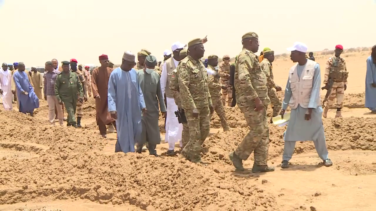 Zinder : Maizama Abdoulaye en visite pour booster l’eau potable