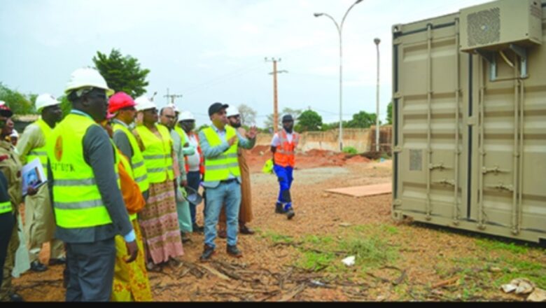 Le Maroc illumine le Niger avec un don généreux de générateurs pour la centrale électrique NIGELEC Niamey 2, symbole d'amitié,