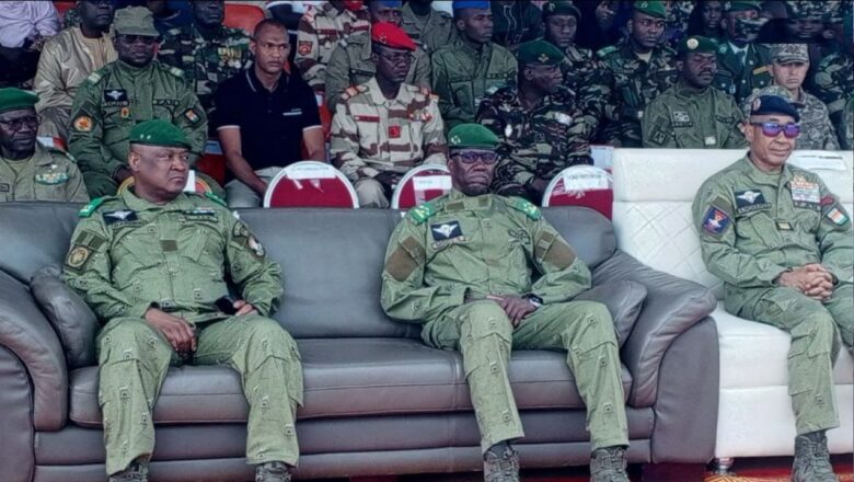 La cérémonie de consécration de la 19ème promotion de l'école militaire EFOFAN s'est tenue avec éclat à Niamey,