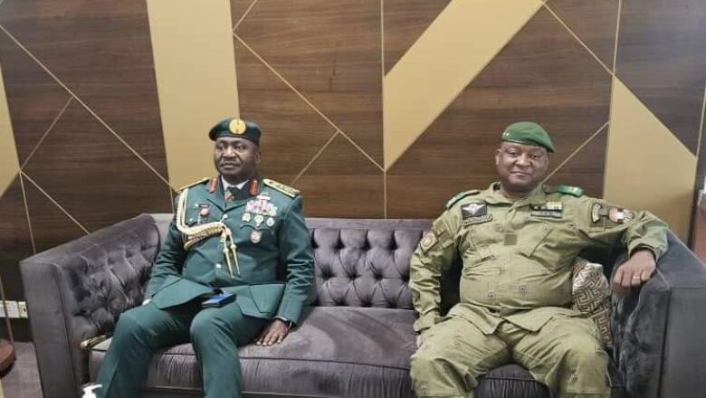 Une nouvelle ère s'ouvre pour le Niger et le Nigeria avec cette rencontre historique entre les deux armées.