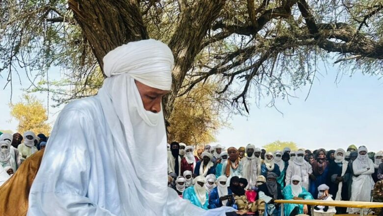 Avec un vote historique de 72 sur 72, Issoufa Ghoumour, également connu sous le nom de Dogo, a été élu chef de Tegueur.