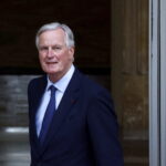 Le Premier ministre Barnier qualifie la situation budgétaire du pays de "très grave" et reporte une réunion cruciale avec les macronistes