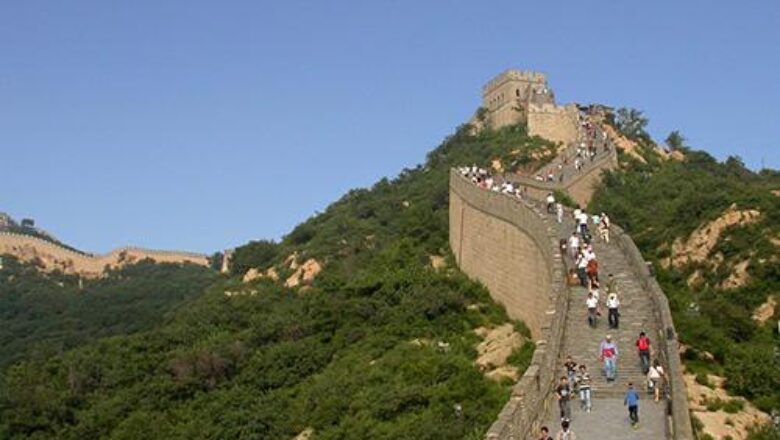 Les hommes de médias africains ont relevé le défi de l'ascension de la Grande Muraille, un symbole fort de l'histoire chinoise.