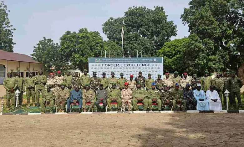 Sous l'impulsion du gouvernement, le Niger renforce son dispositif de défense en créant une École de Guerre pour former ses militaires.