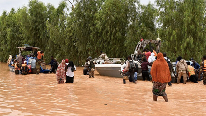 Les inondations au Niger font des ravages à Tahoua : plus de 200 000 personnes sinistrées et des écoles détruites.