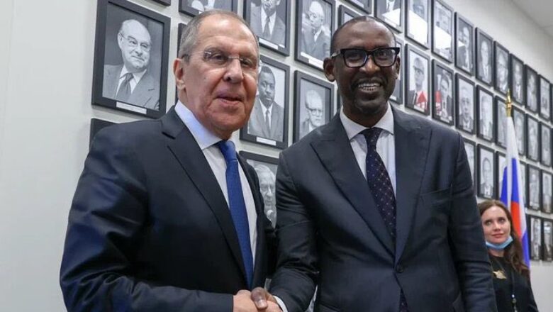 Le Mali participe à la première conférence ministérielle Russie-Afrique à Sotchi pour approfondir la coopération