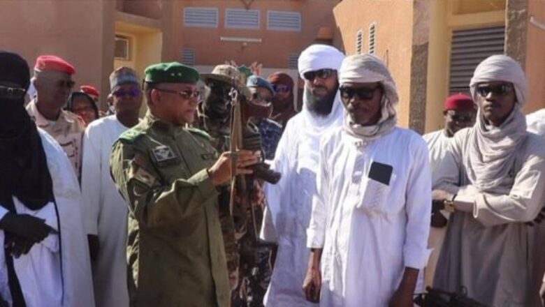 Neuf ex-combattants déposent les armes à Agadez, ouvrant une nouvelle ère de paix et de stabilité dans la région.