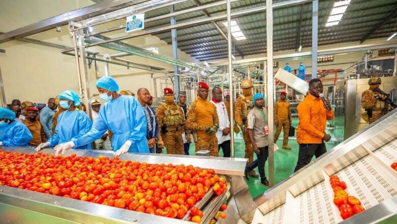 Le Burkina Faso franchit une nouvelle étape dans son développement économique avec l'inauguration de l'usine SOFATO de Yako,