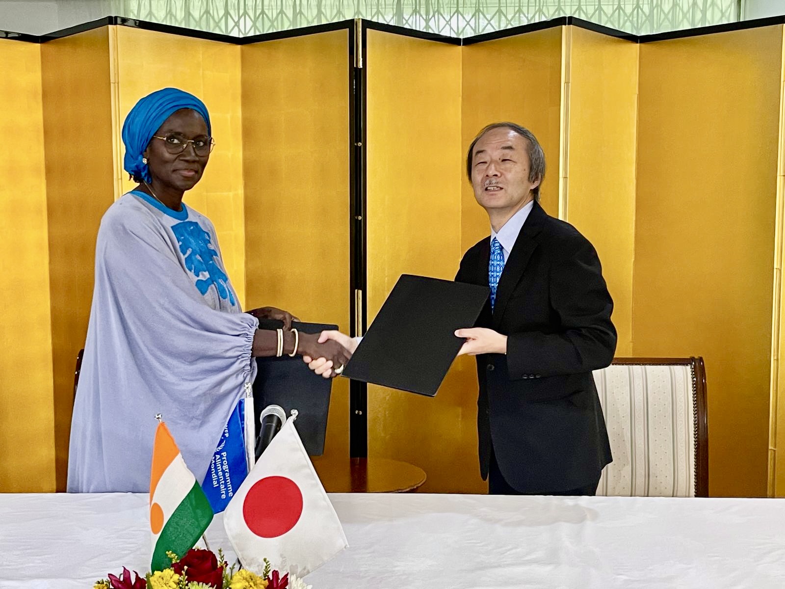 Le Japon vient en aide à des milliers de personnes en situation de précarité alimentaire grâce à un partenariat avec le PAM. #Solidarité #Faim #Niger