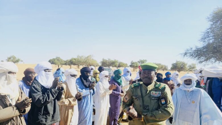 La jeunesse touarègue de Fak, soutenue par la HACP, organise un forum pour la paix et la résolution des conflits entre éleveur et agriculteur