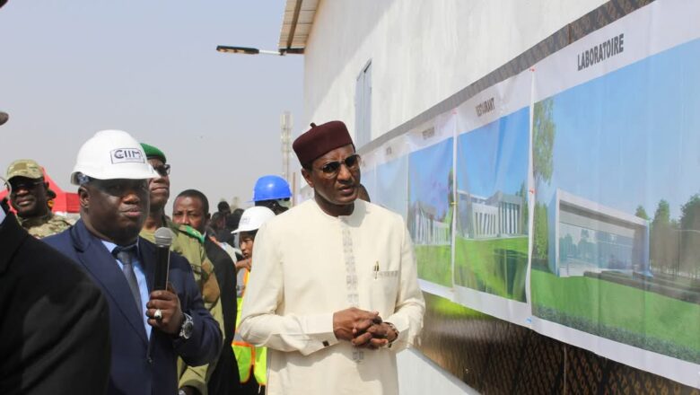 Le Premier ministre nigérien Ali Mahaman Lamine Zeine a relancé le chantier monumental de l'Université Abdou Moumouni à Niamey (UAM),