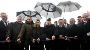 Les négociations à Riyad entre les délégations russe et américaine évoquent une possible redéfinition des rapports de puissance, 