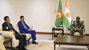 L’adieu diplomatique de l’ambassadeur de la Mauritanie au Niger, reçu par le général Tiani, un moment qui célèbre une mission discrète 