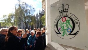 La Cour suprême du Royaume-Uni statue aujourd'hui que la définition de « femme » dans l’Equality Act se limite au sexe biologique, 