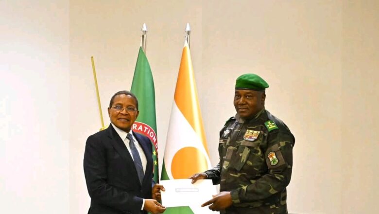 Le Président du Niger a reçu un émissaire de la Tanzanie pour discuter du renforcement de leurs relations bilatérales