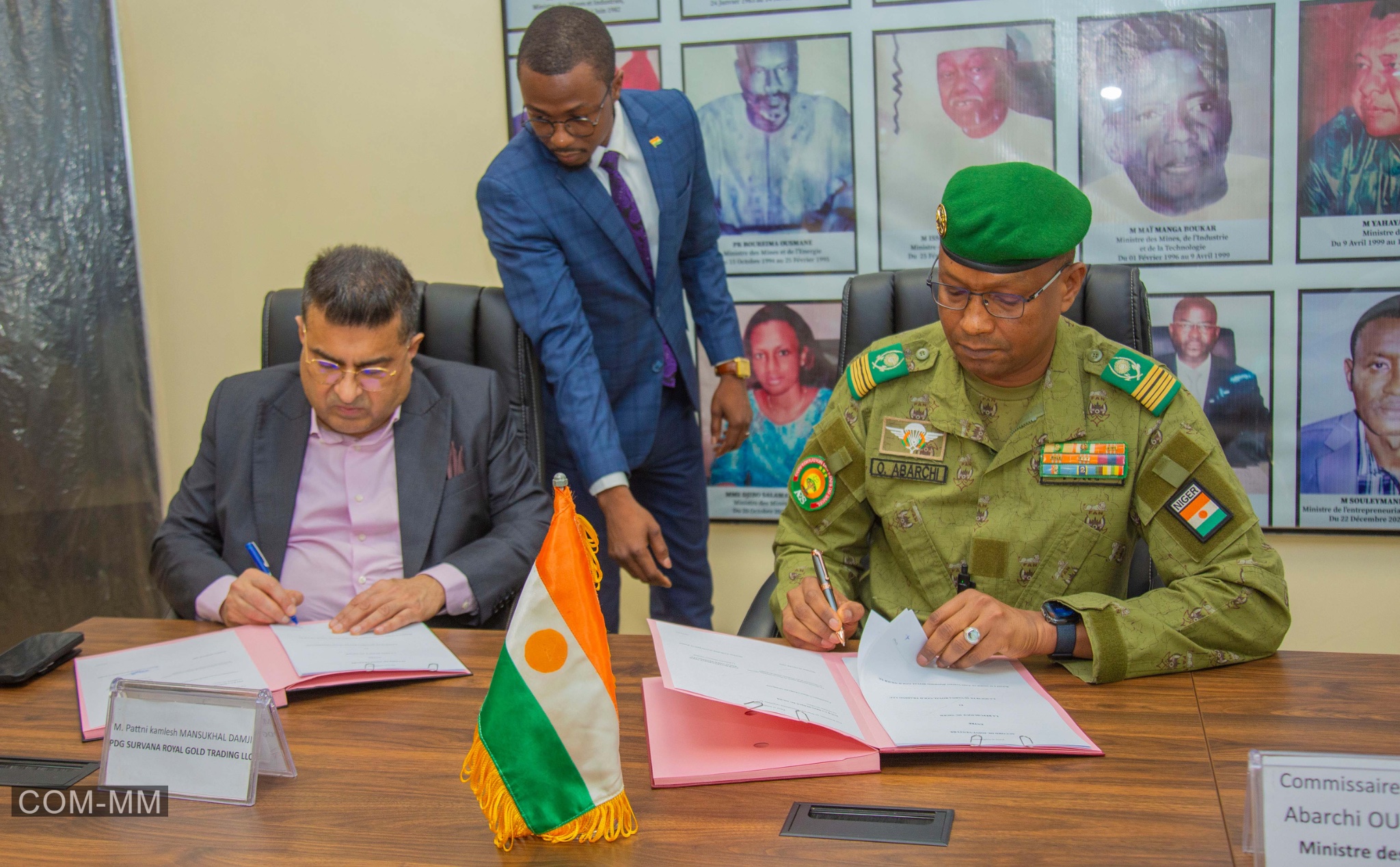 Le Niger s'associe à Suvarna Royal Gold Trading LLC pour révolutionner son industrie aurifère avec des installations de raffinage