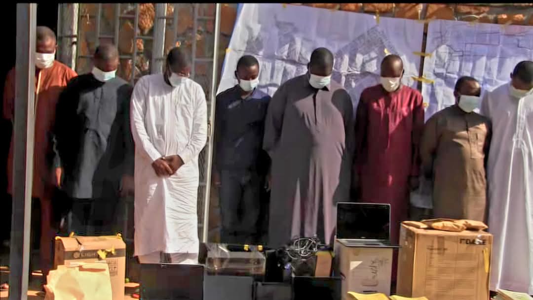 La Police Judiciaire de Niamey a démantelé un réseau mafieux foncier, interpellant 22 personnes impliquées dans des fraudes à Niamey